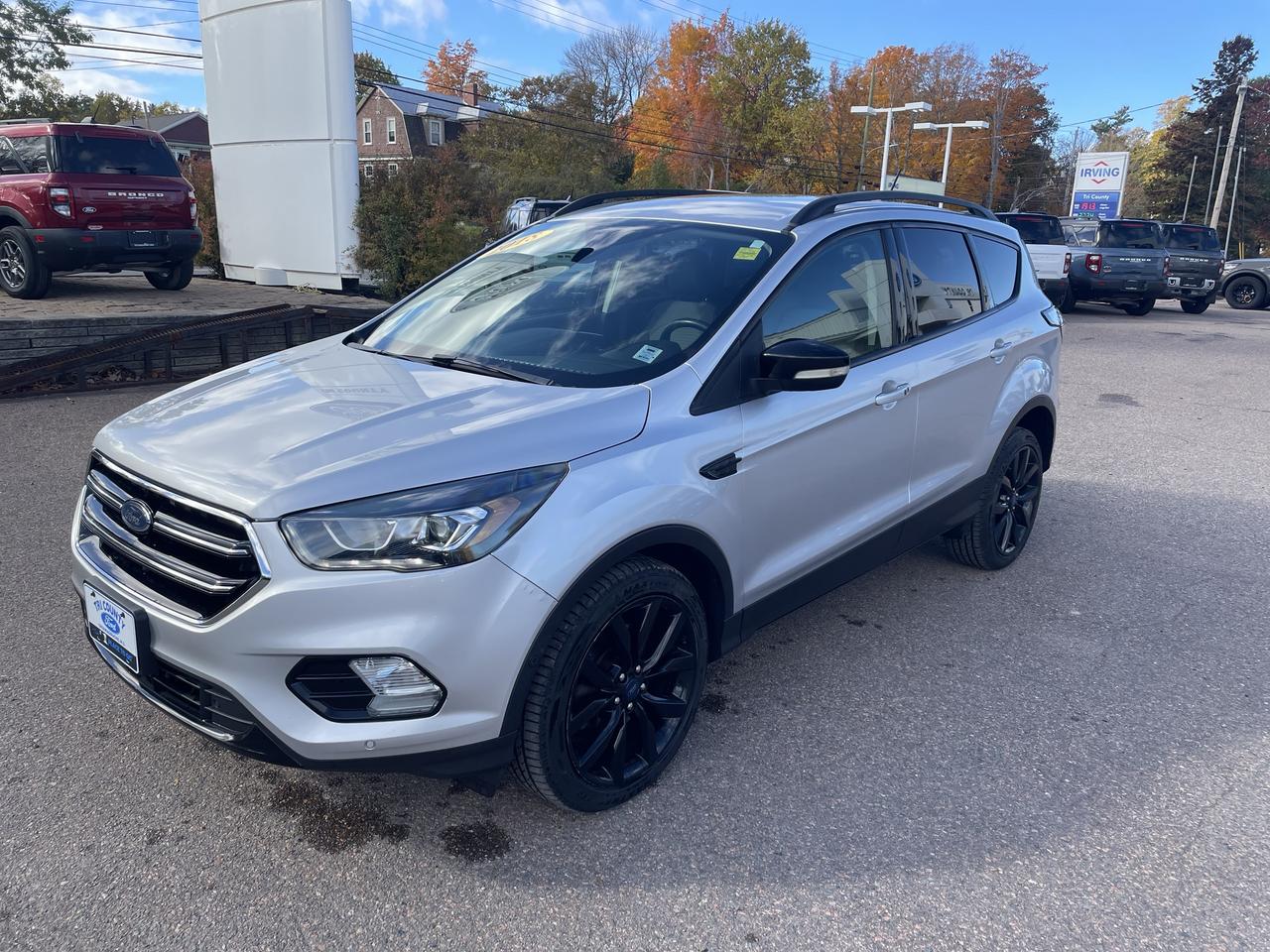 2018 Ford Escape Titanium Photo2