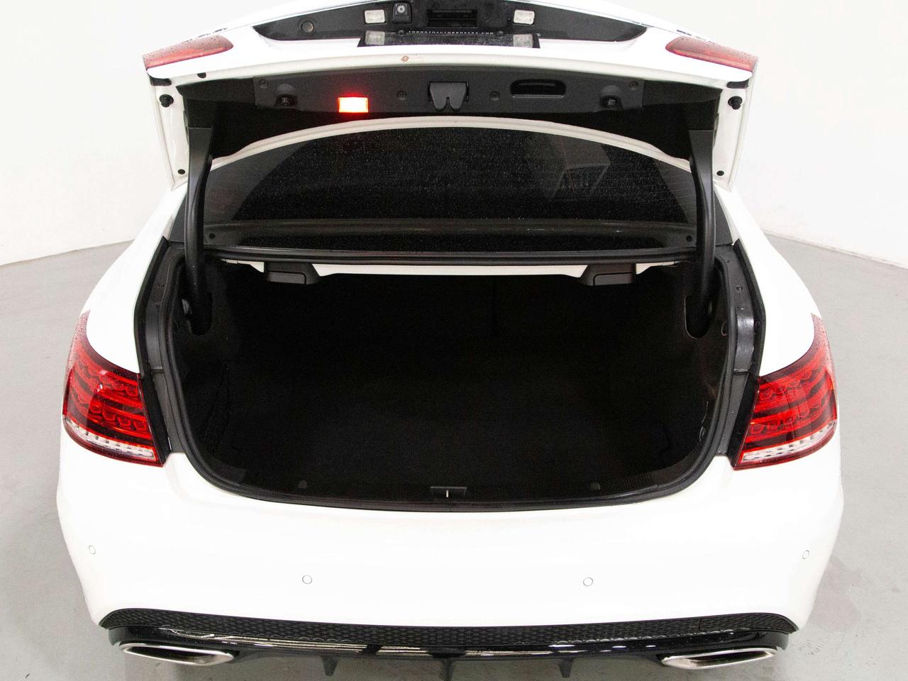 2016 Mercedes-Benz E-Class E 400 | AMG | COUPE | PREMIUM & INTELLIGENT PKG Photo
