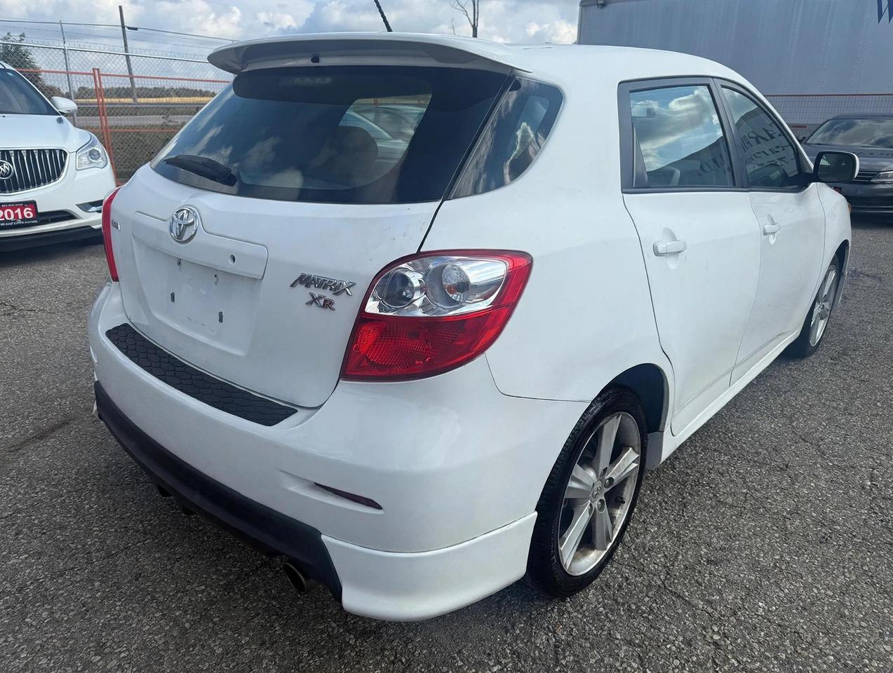 2010 Toyota Matrix XR Photo