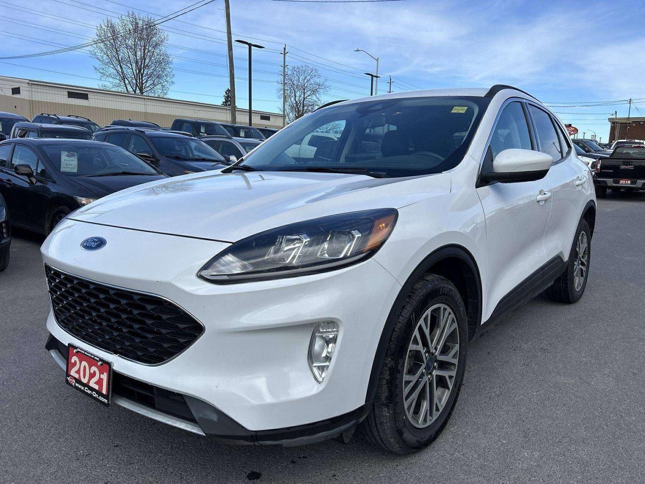 2021 Ford Escape SEL AWD | LEATHER |CARPLAY | REMOTE START | ALLOYS Photo0