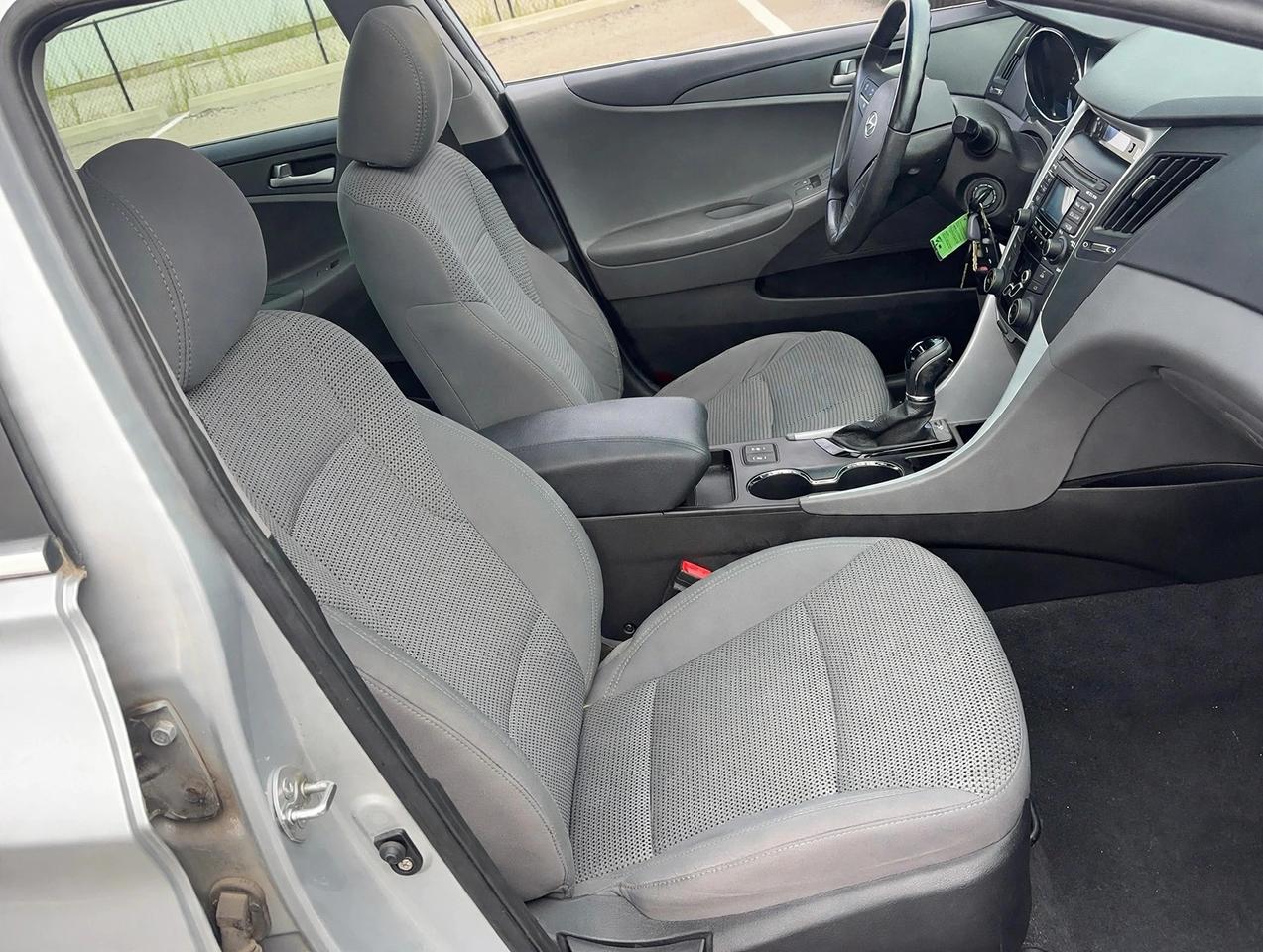 2011 Hyundai Sonata GLS Photo