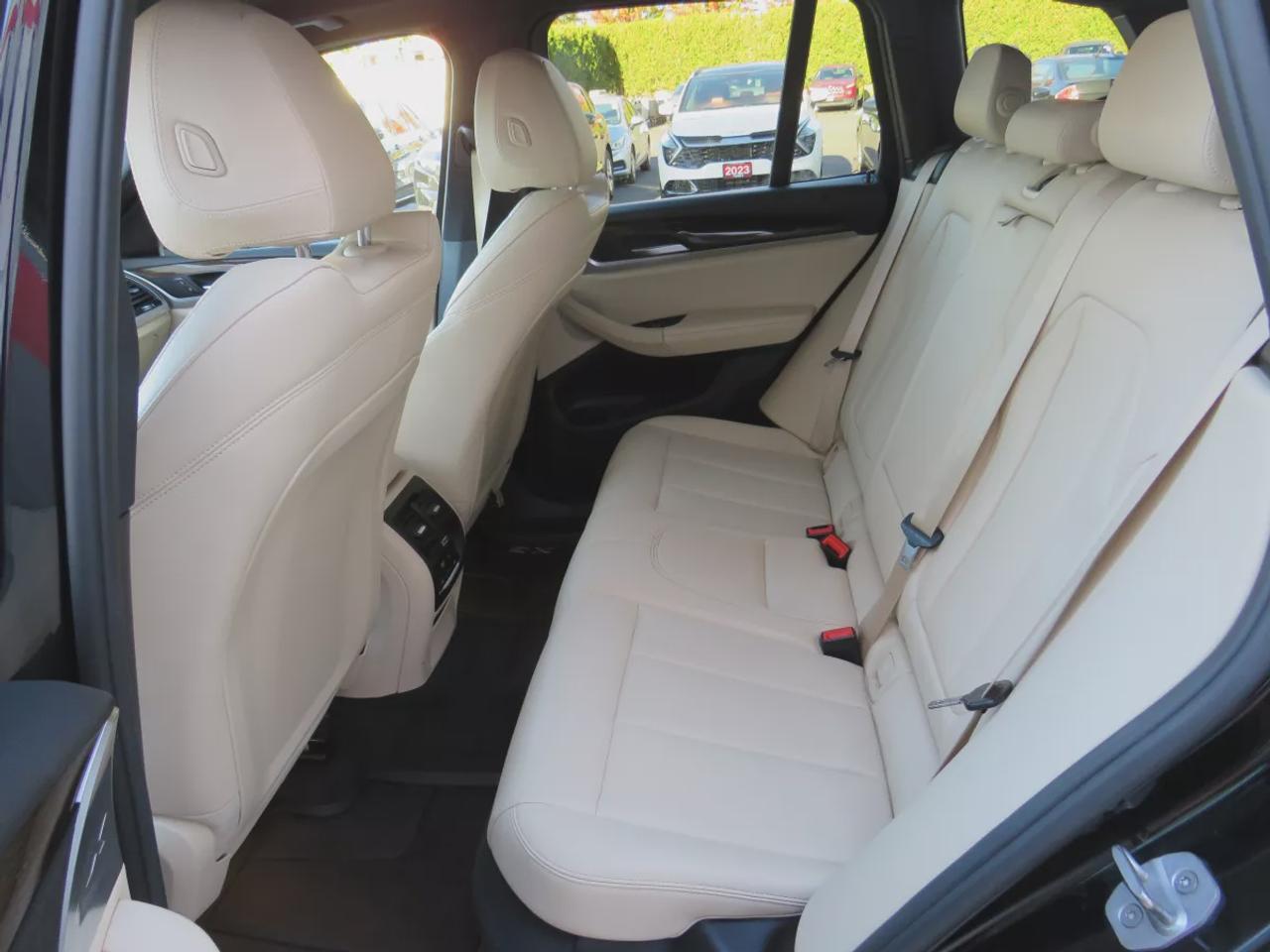 2018 BMW X3 xDrive30i | LOW KMS | AWD | Automatic | Alloy Wheels | Leather Seats | Multi-Zone Climate Control | Bluetooth Photo