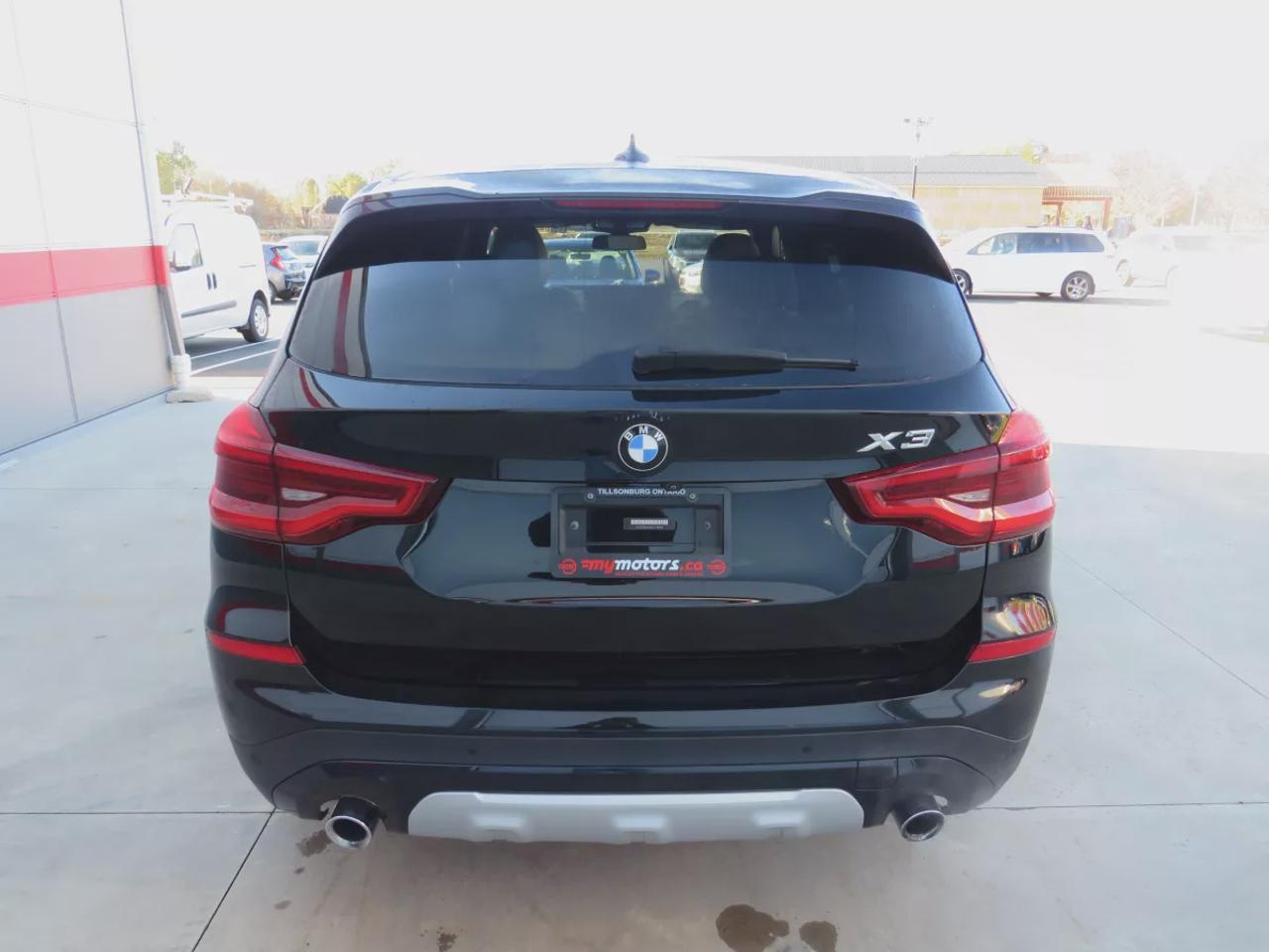 2018 BMW X3 xDrive30i | LOW KMS | AWD | Automatic | Alloy Wheels | Leather Seats | Multi-Zone Climate Control | Bluetooth Photo