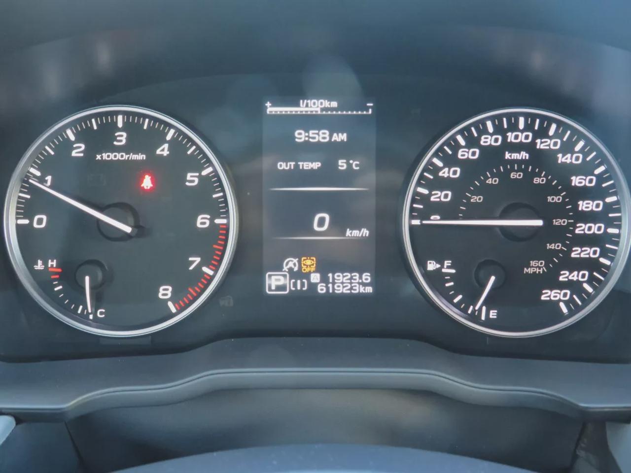 2024 Subaru XV Crosstrek Limited | LOW KMS | AWD | Automatic | Alloy Wheels | Leather Seats | Climate Control | Sunroof | Navigation Photo