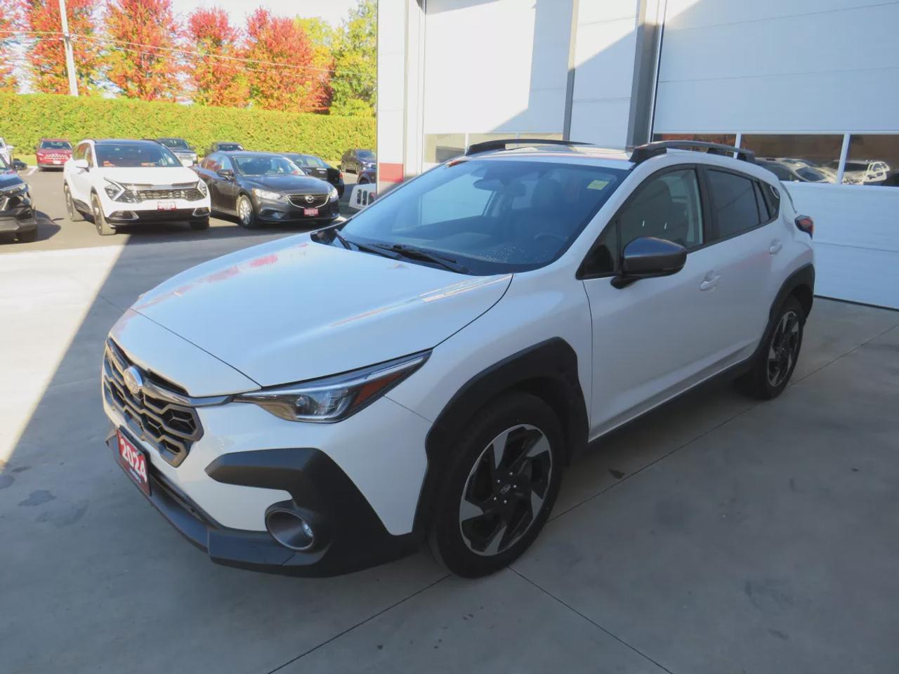 2024 Subaru XV Crosstrek Limited | LOW KMS | AWD | Automatic | Alloy Wheels | Leather Seats | Climate Control | Sunroof | Navigation Photo