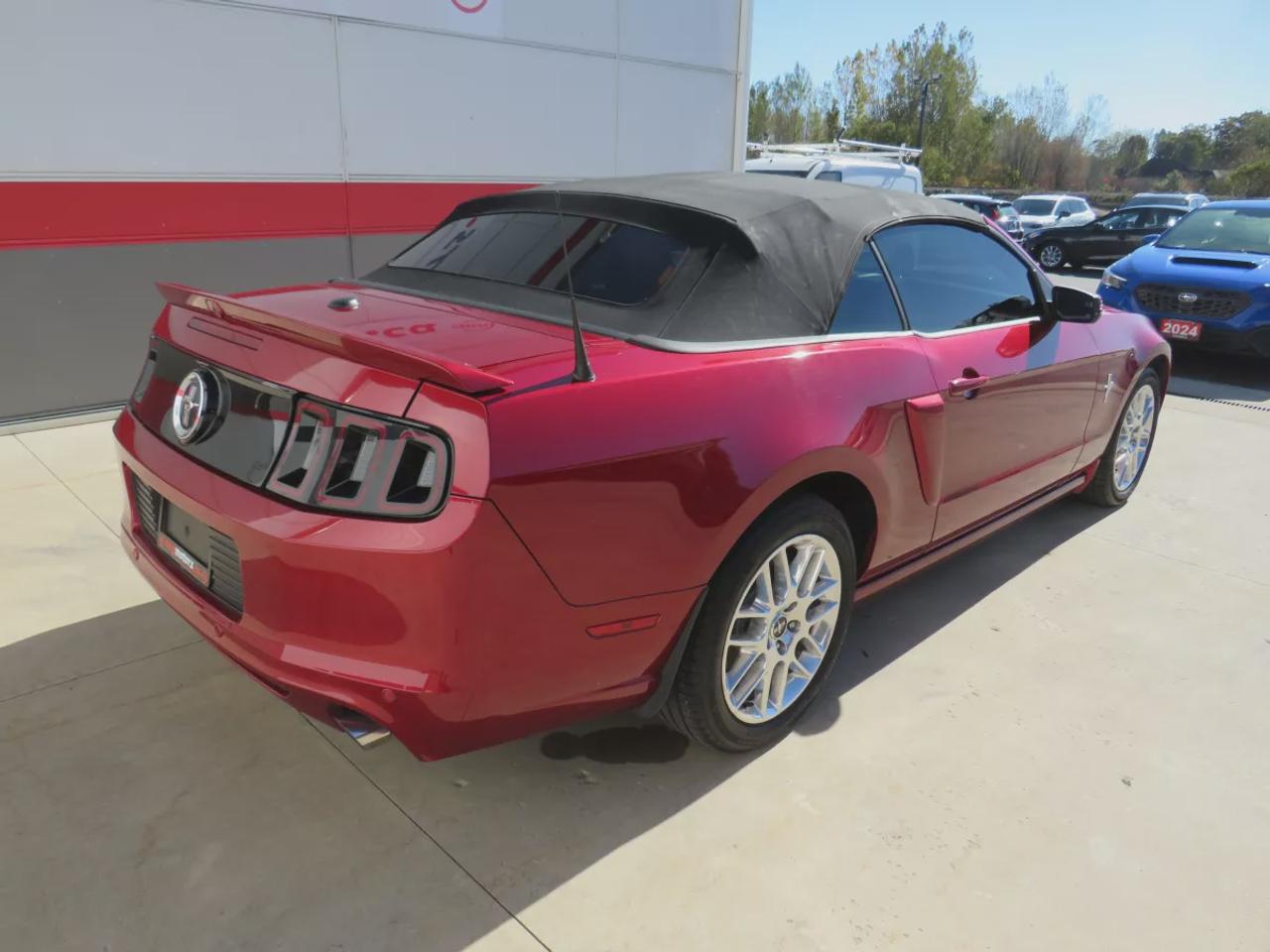 2014 Ford Mustang V6 Premium| LOW KMS | RWD | Automatic | Convertible | Alloy Wheels | Leather Seats | Heated Seats | Back-Up Camera Photo