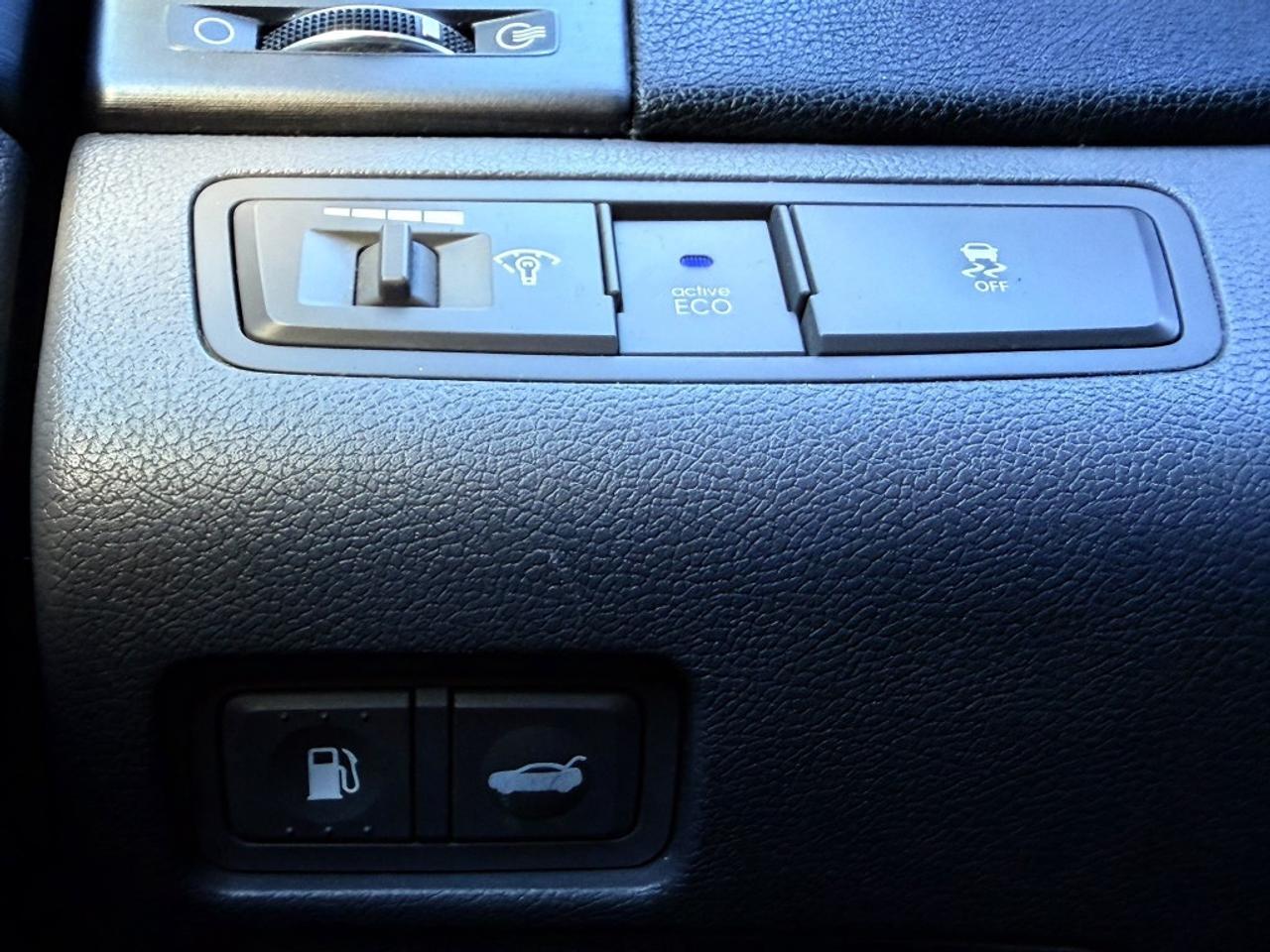 2013 Hyundai Sonata 4dr Sedan 2.4L Automatic GLS Photo