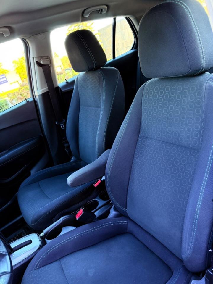 2016 Chevrolet Trax LT Front-wheel Drive Automatic Photo
