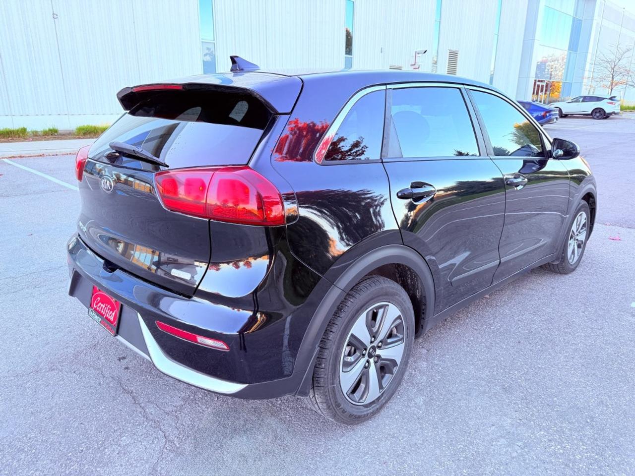 2018 Kia NIRO FE 4dr Front-wheel Drive Sport Utility Automatic Photo