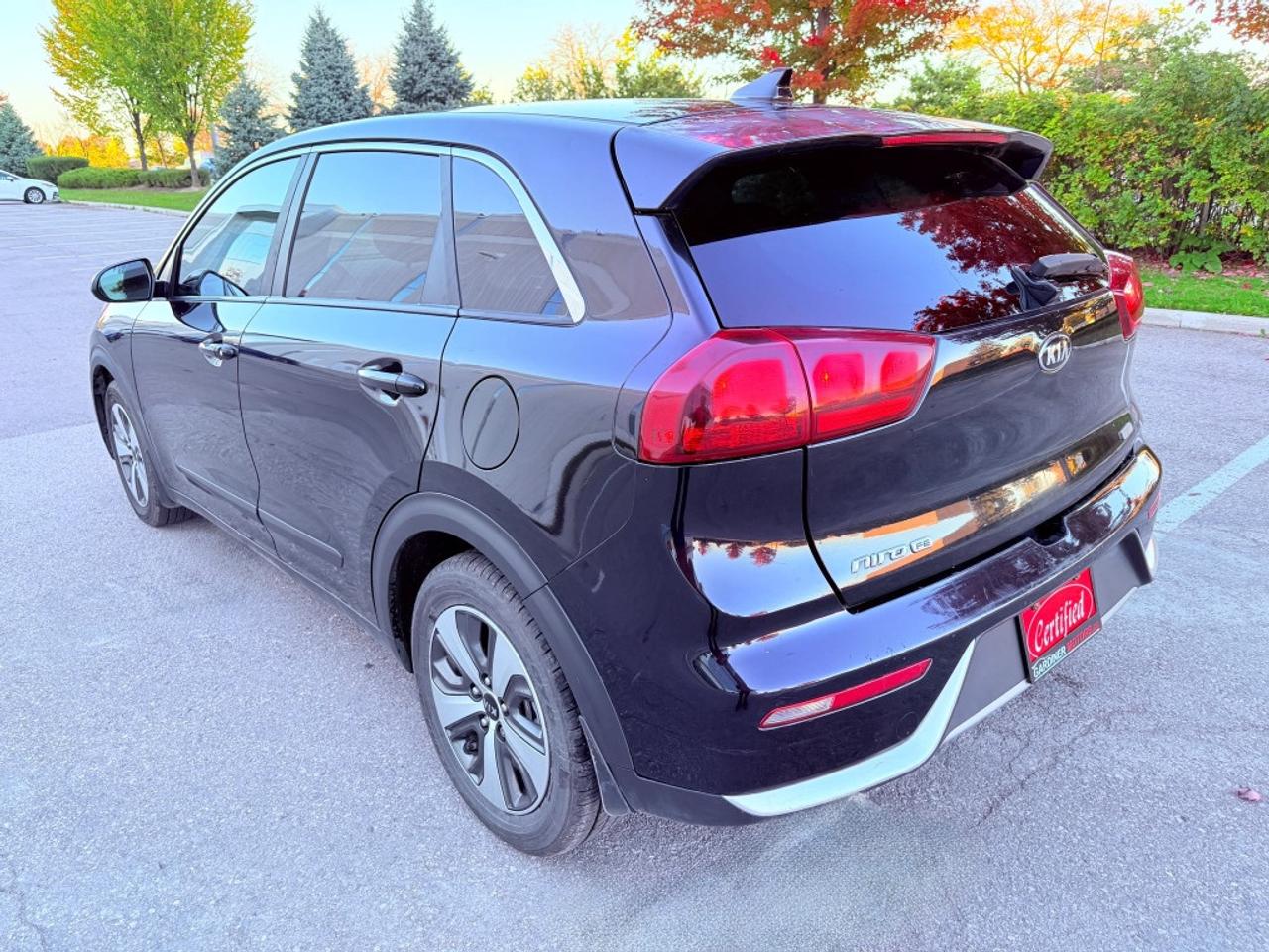 2018 Kia NIRO FE 4dr Front-wheel Drive Sport Utility Automatic Photo