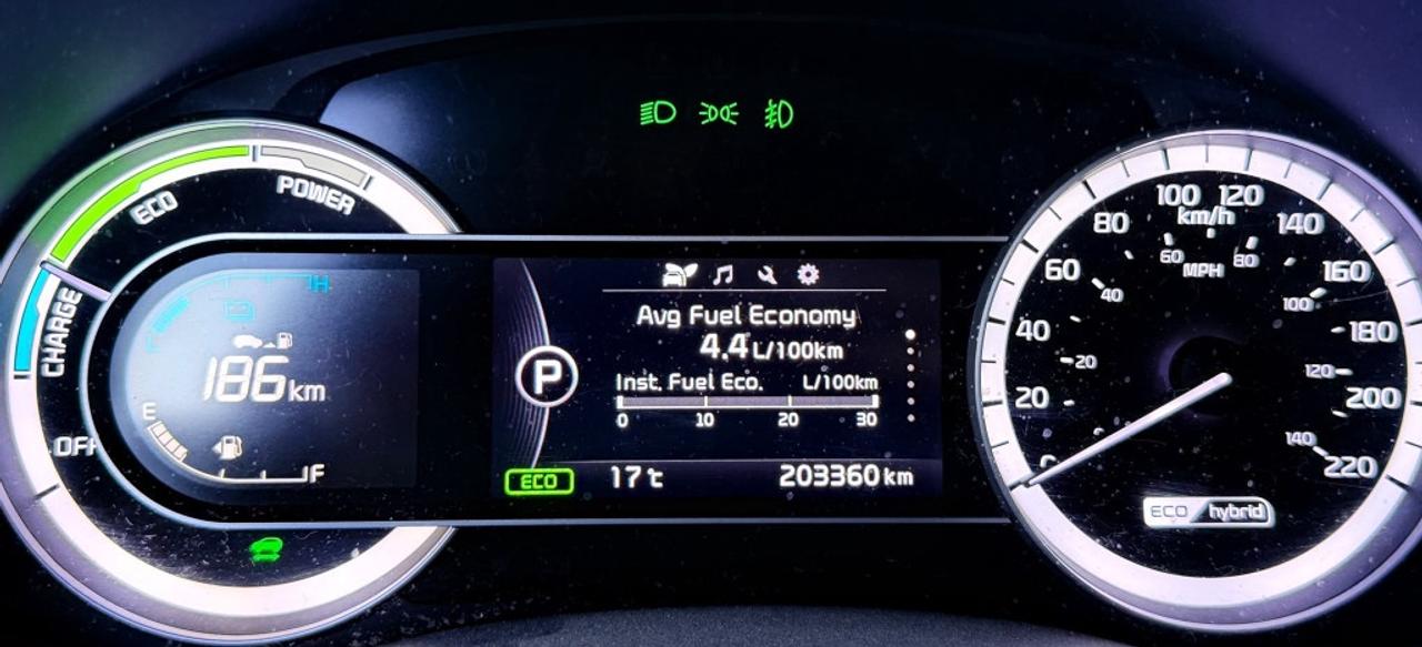 2018 Kia NIRO FE 4dr Front-wheel Drive Sport Utility Automatic Photo