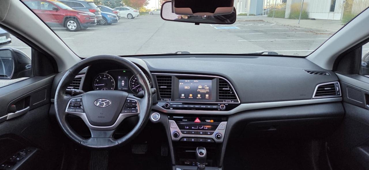 2017 Hyundai Elantra 4dr Sedan Automatic Limited SE Photo