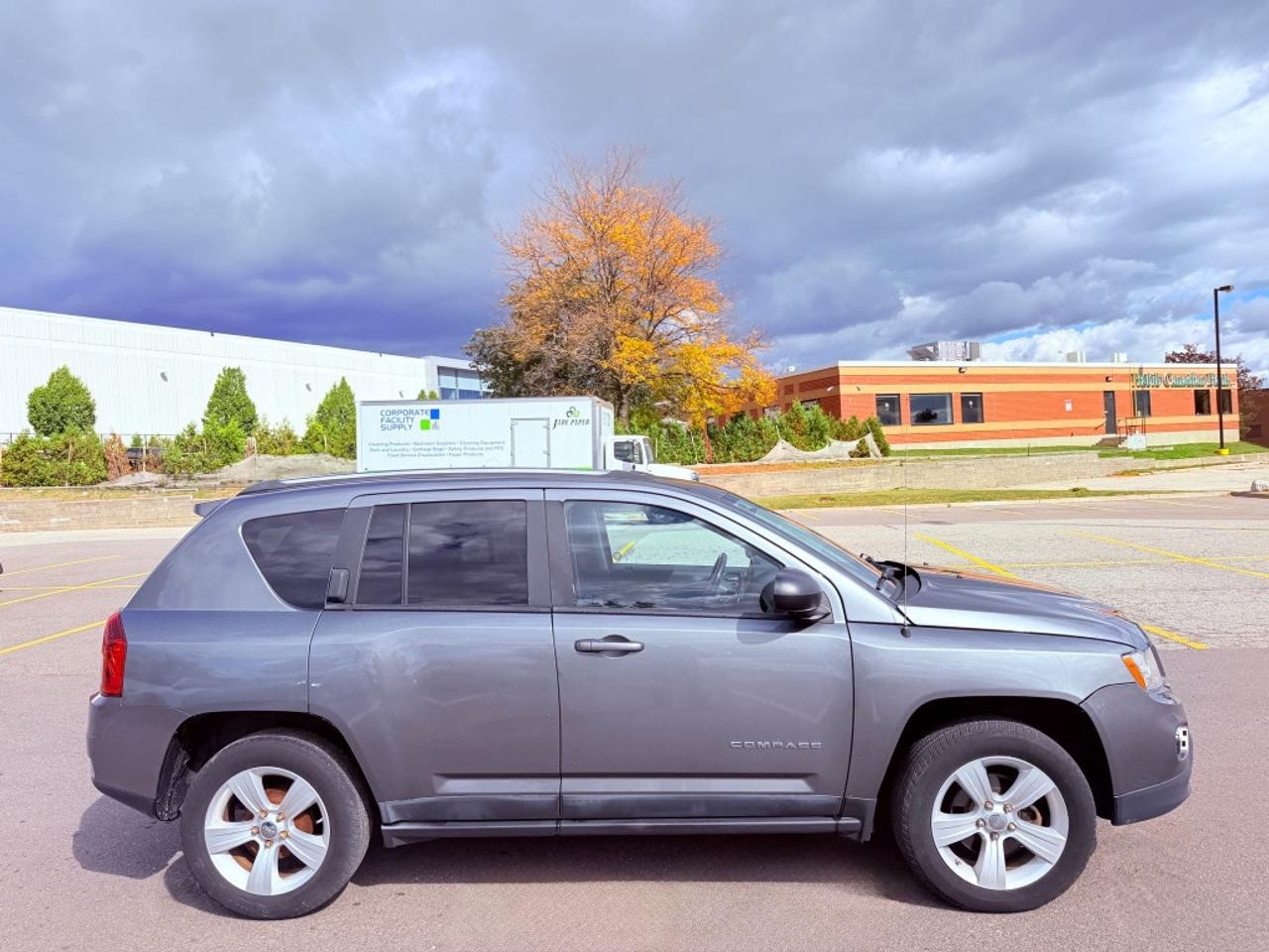 2012 Jeep Compass Sport Photo