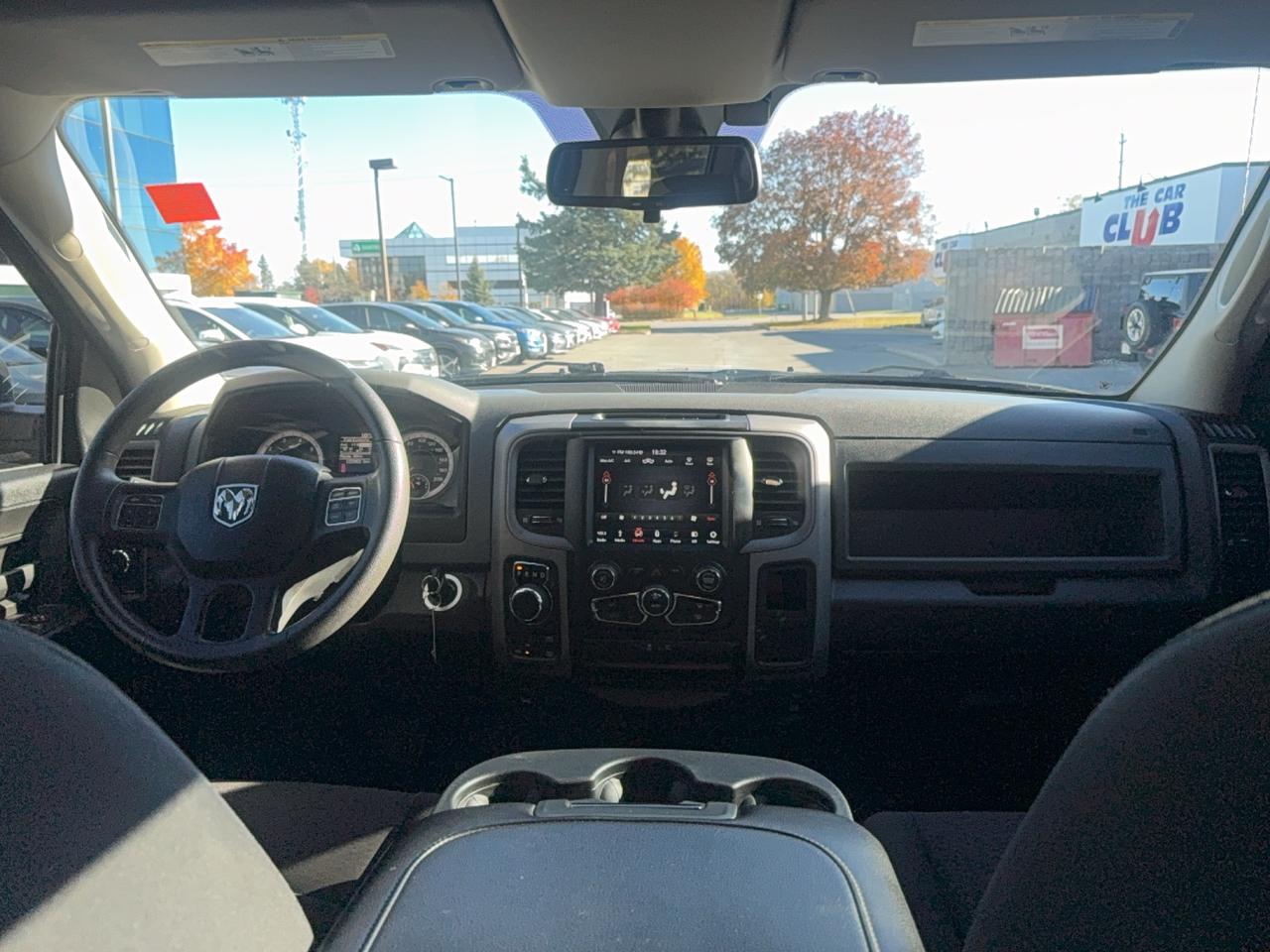 2019 RAM 1500 Classic EXPRESS Photo