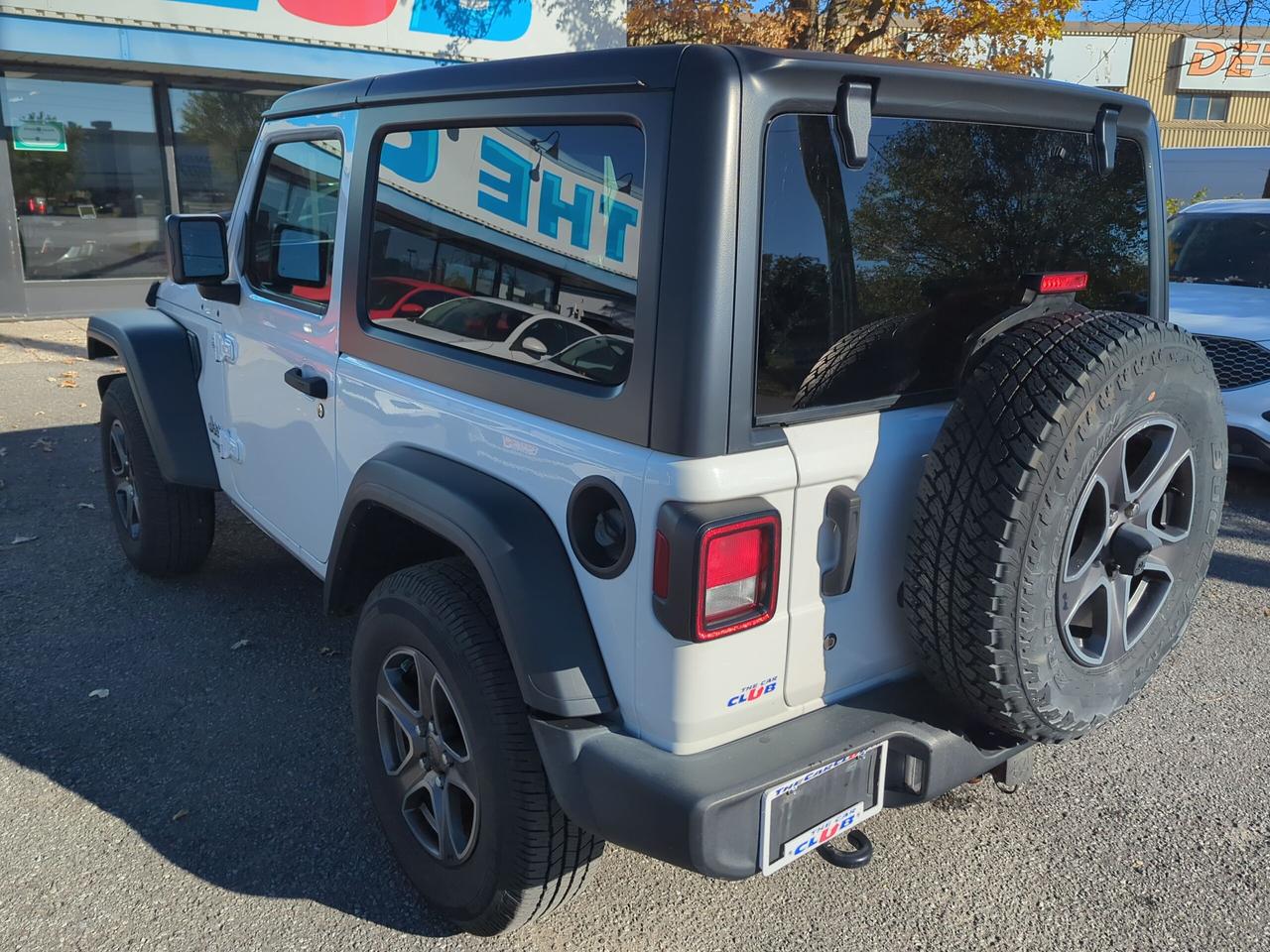 2018 Jeep Wrangler Sport S Photo2