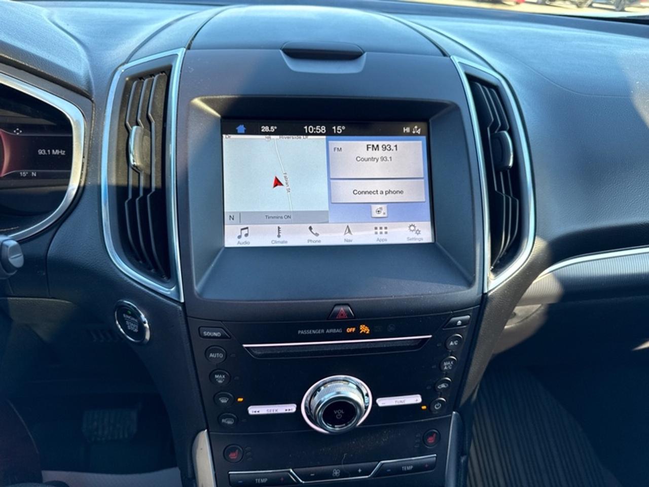 2019 Ford Edge Titanium AWD  - Trade-in - Non-smoker - $200 B/W Photo