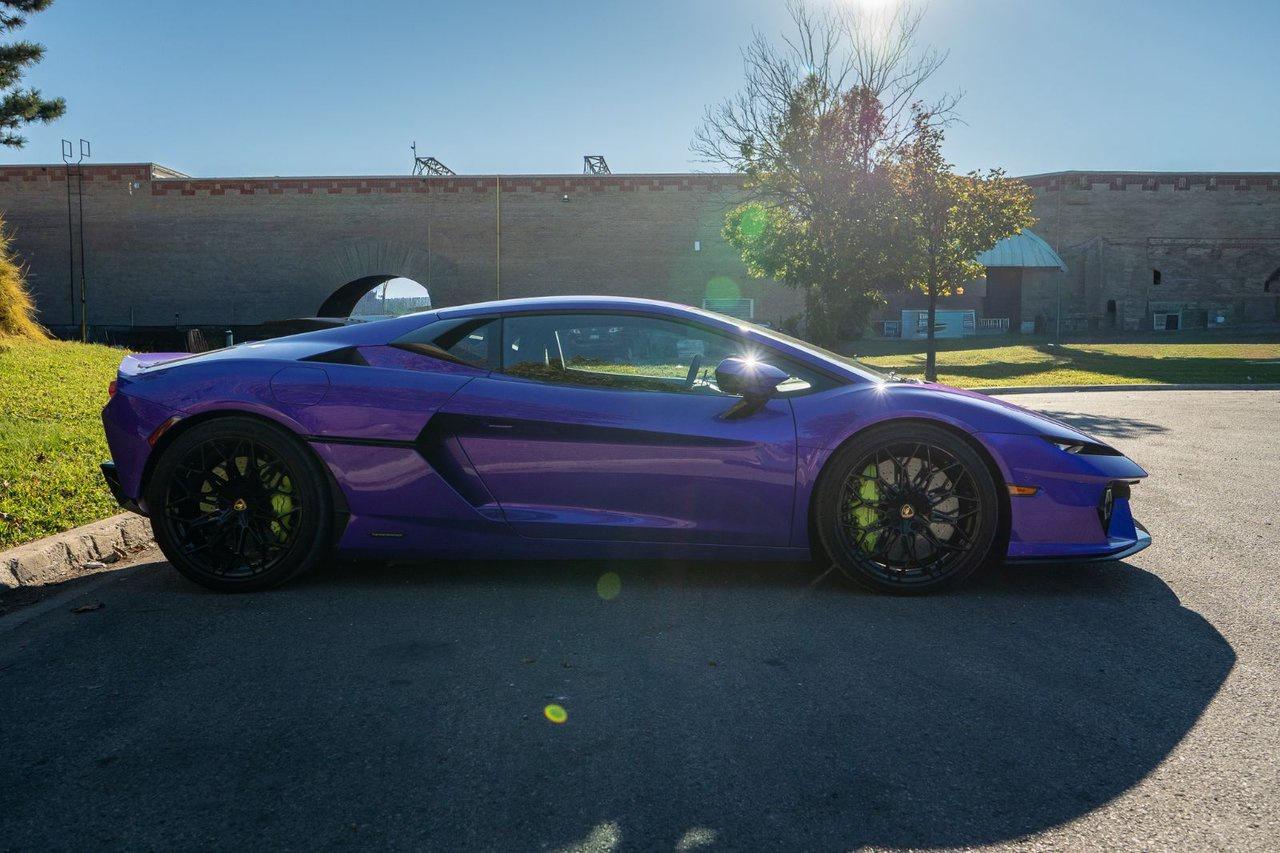 2026 Lamborghini Temerario  Photo