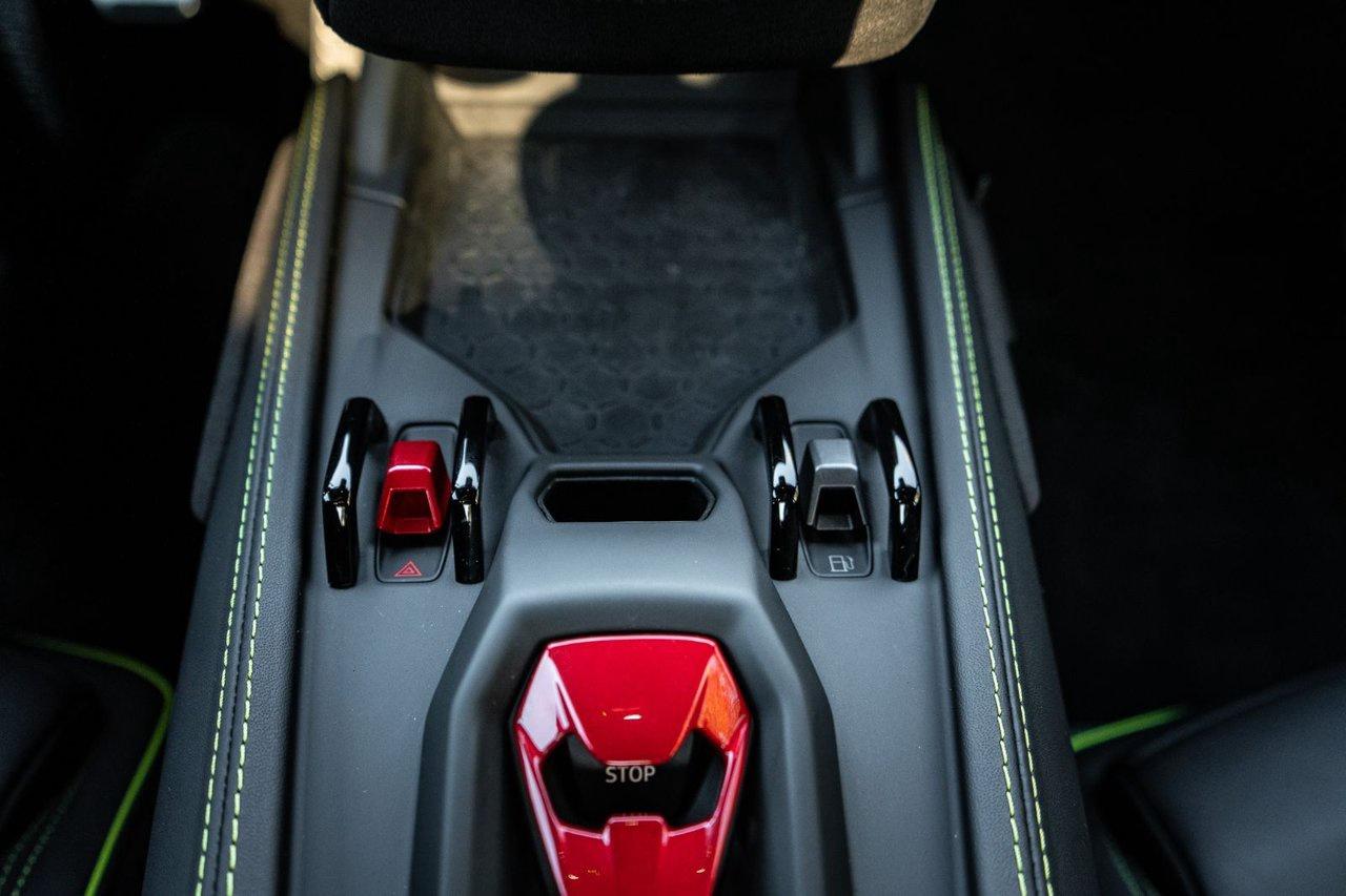 2026 Lamborghini Temerario  Photo