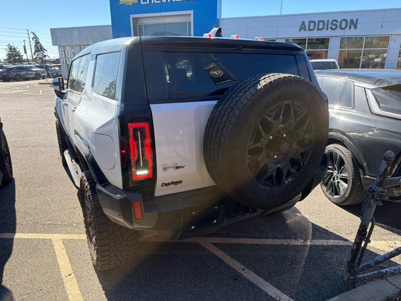 2025 GMC HUMMER EV SUV 2X Photo