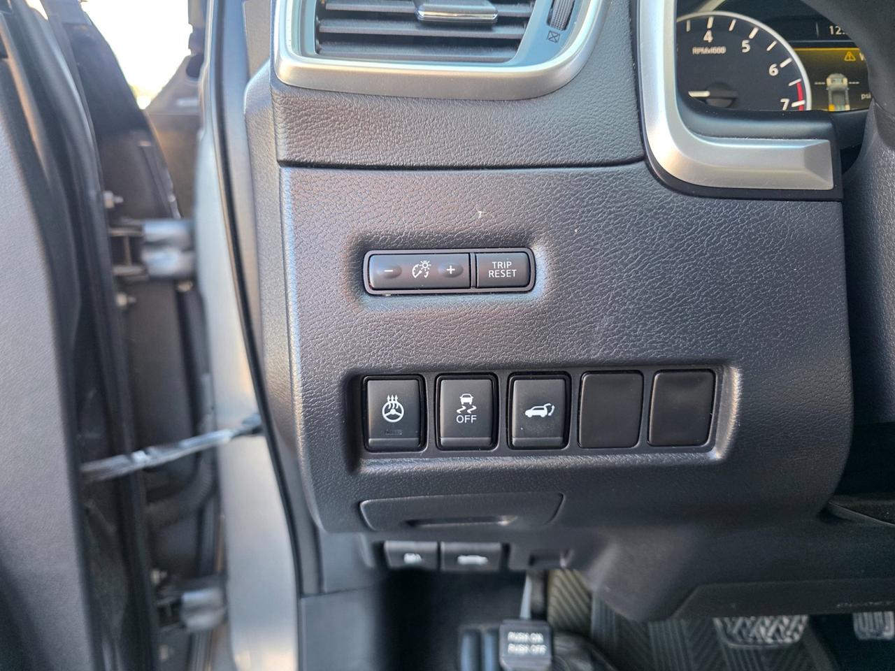2017 Nissan Murano SL Photo