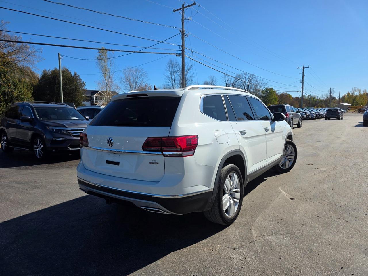 2019 Volkswagen Atlas SEL Platinum AWD Photo