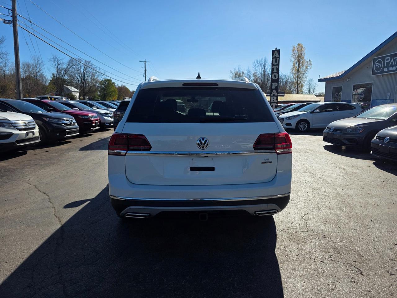 2019 Volkswagen Atlas SEL Platinum AWD Photo