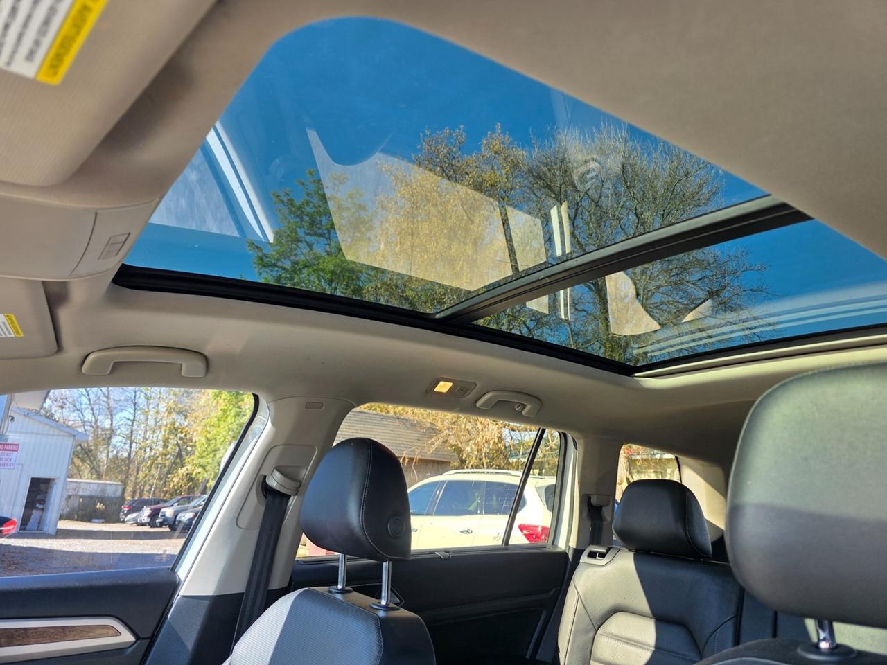2019 Volkswagen Atlas SEL Platinum AWD Photo
