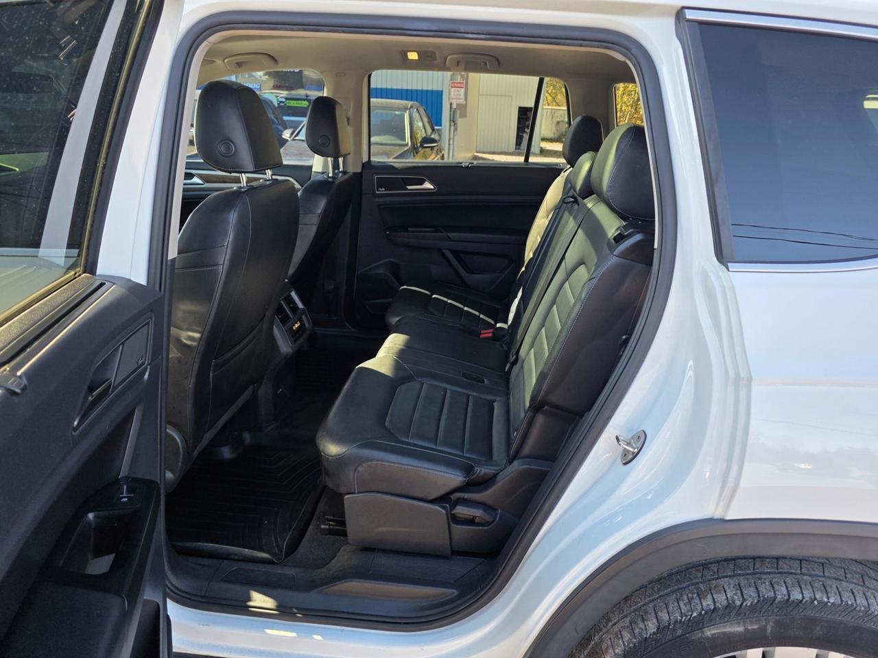 2019 Volkswagen Atlas SEL Platinum AWD Photo