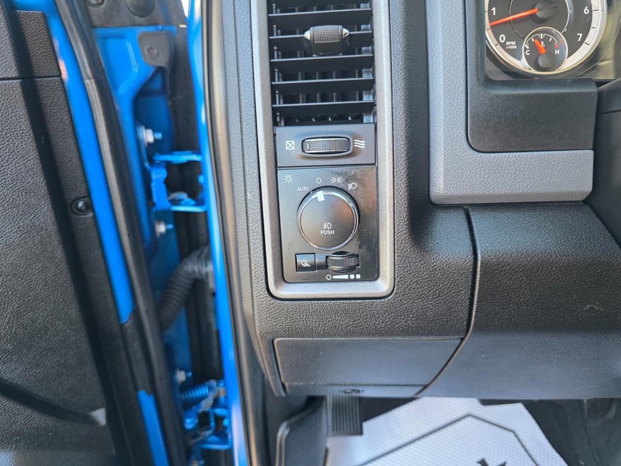 2019 RAM 1500 Classic Tradesman  SWB Photo