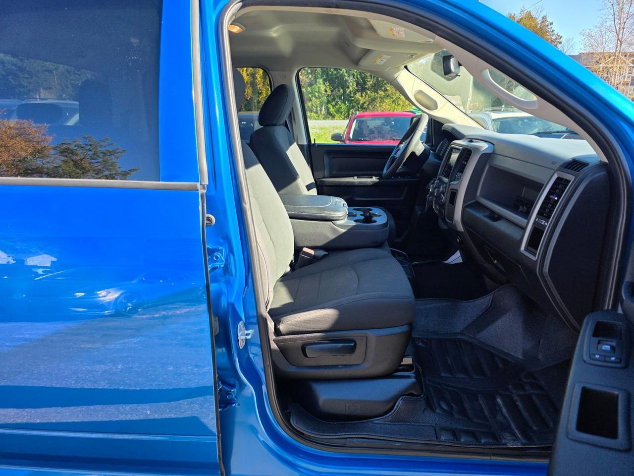 2019 RAM 1500 Classic Tradesman  SWB Photo