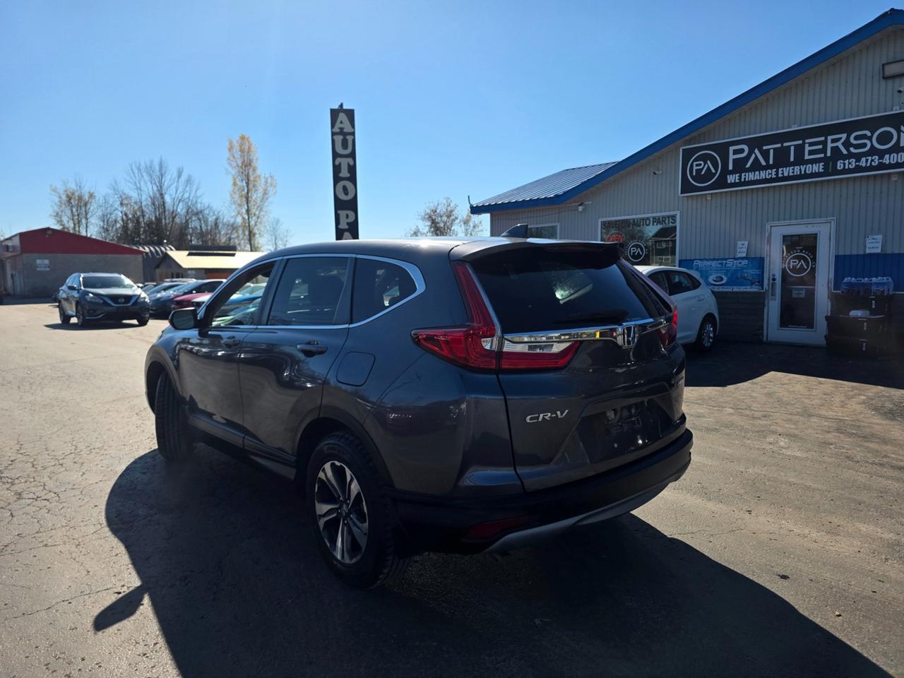 2018 Honda CR-V LX AWD Photo2