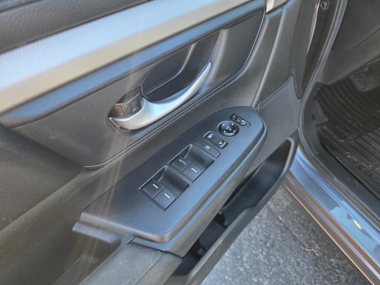 2018 Honda CR-V LX AWD Photo