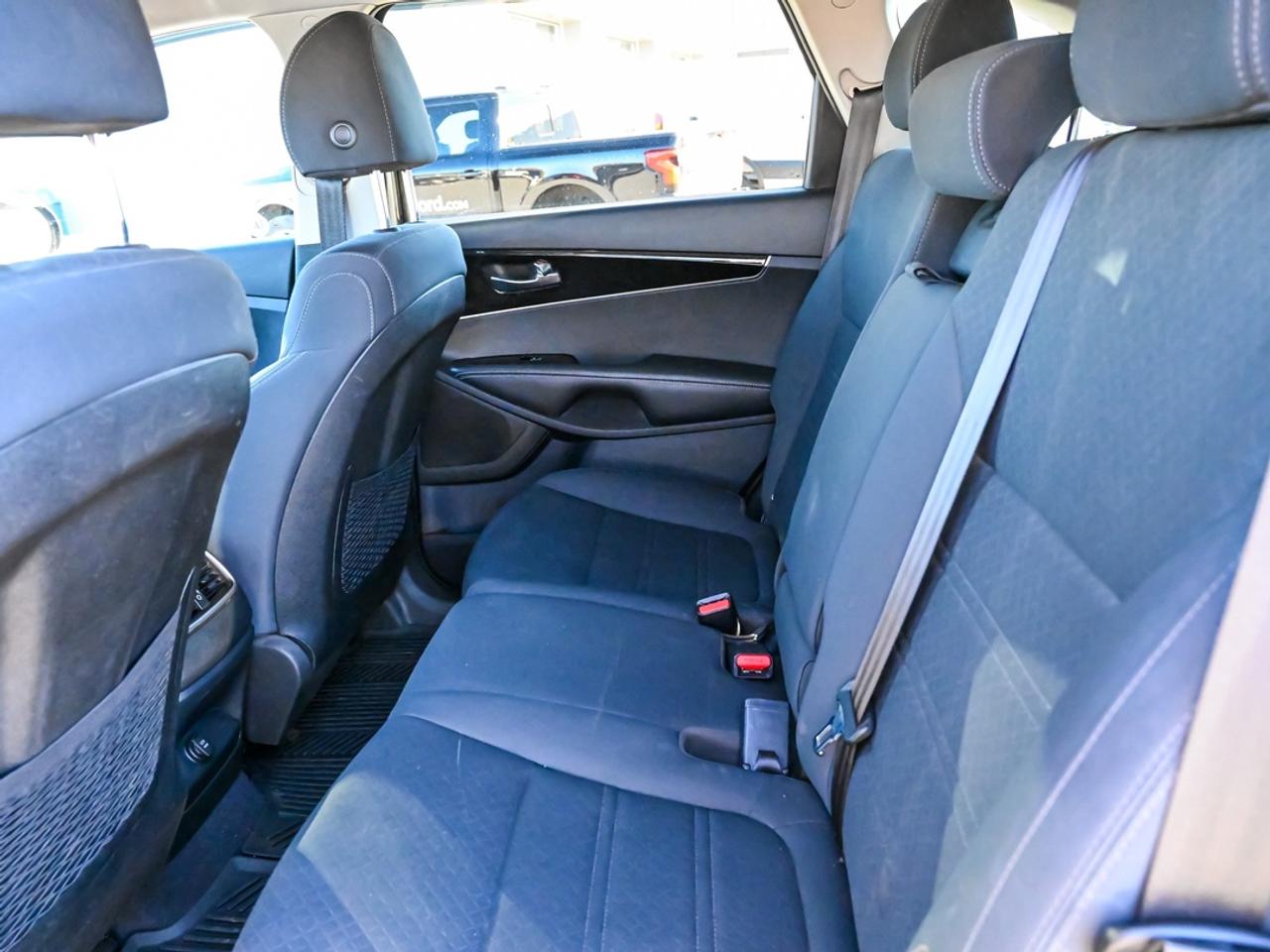 2020 Kia Sorento LX Photo