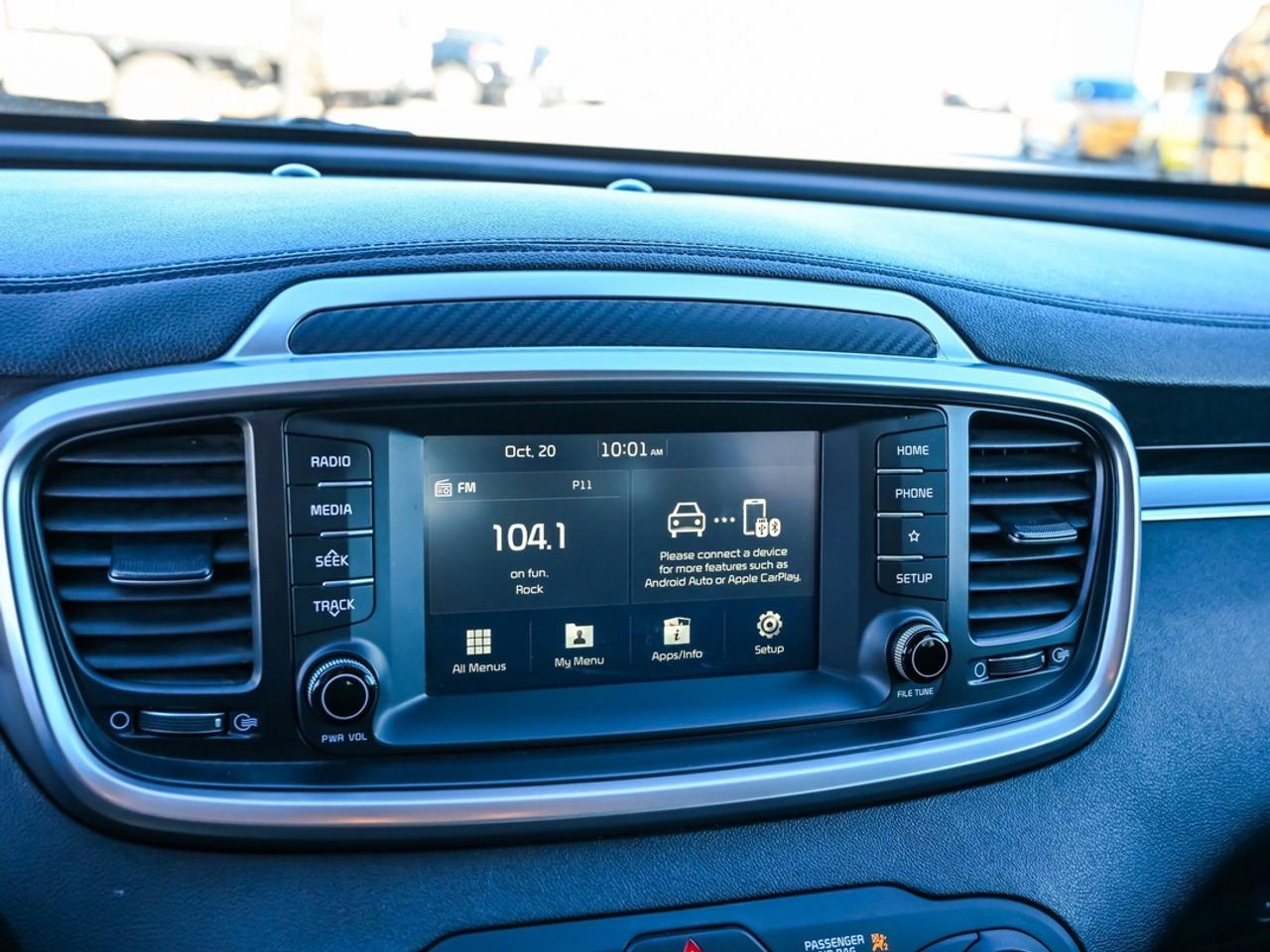 2020 Kia Sorento LX Photo