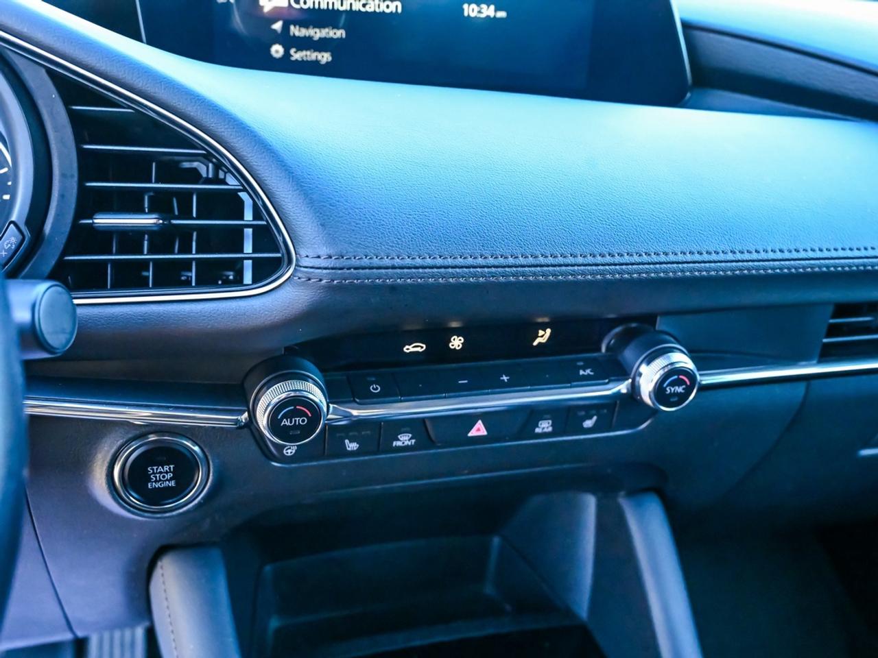 2023 Mazda MAZDA3 SPORT GT Photo