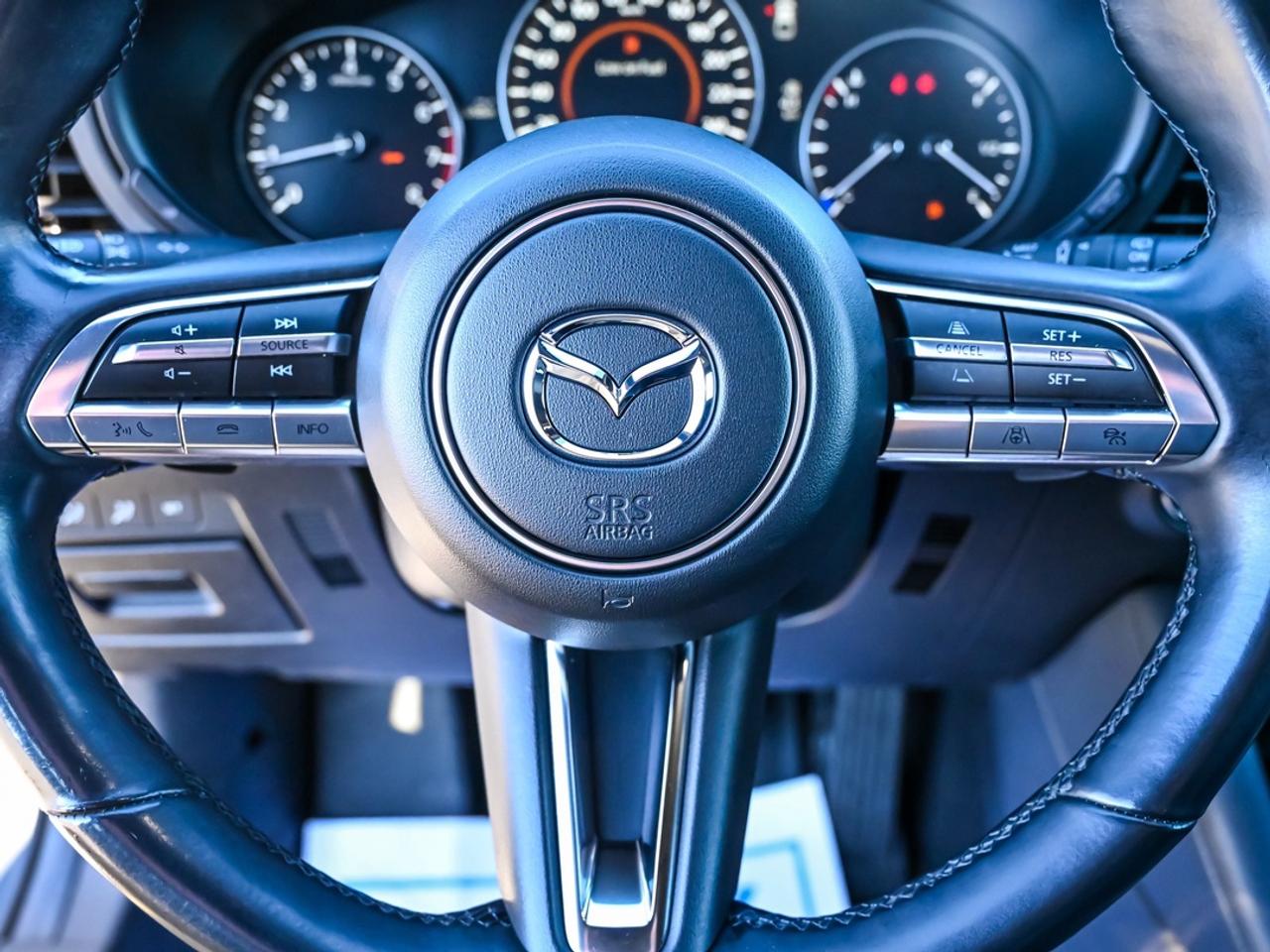 2023 Mazda MAZDA3 SPORT GT Photo