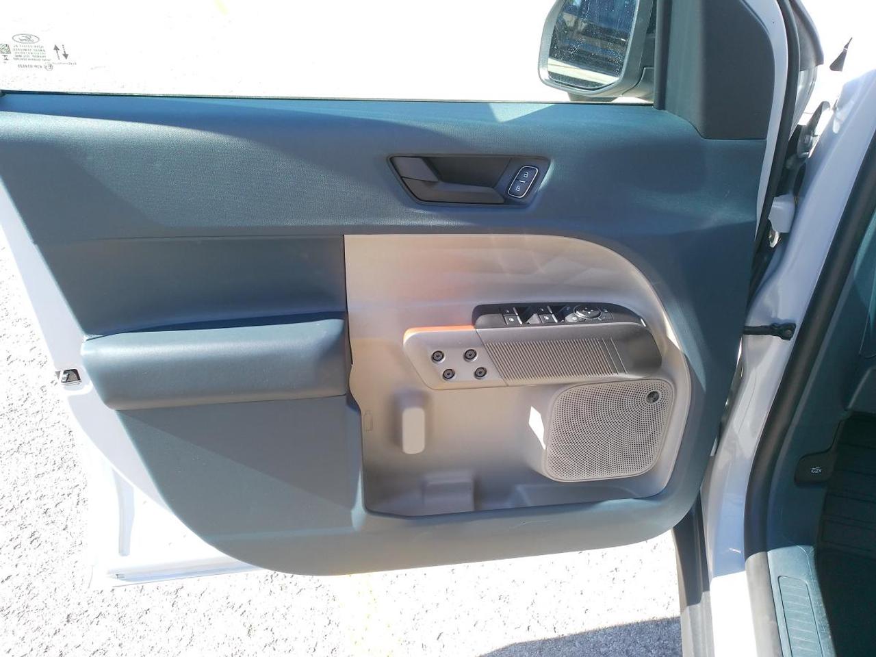 2025 Ford Maverick Lariat Photo