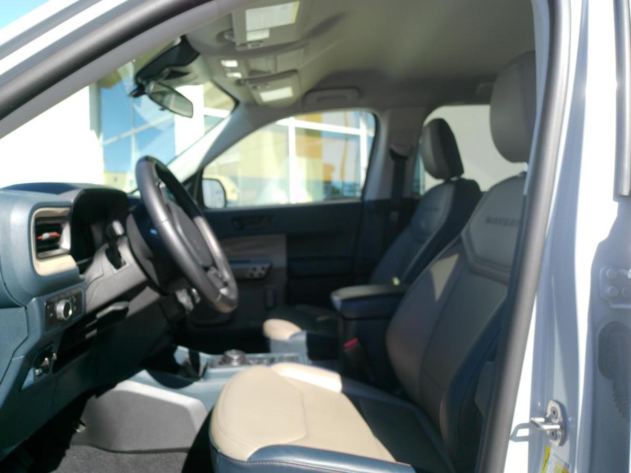 2025 Ford Maverick Lariat Photo