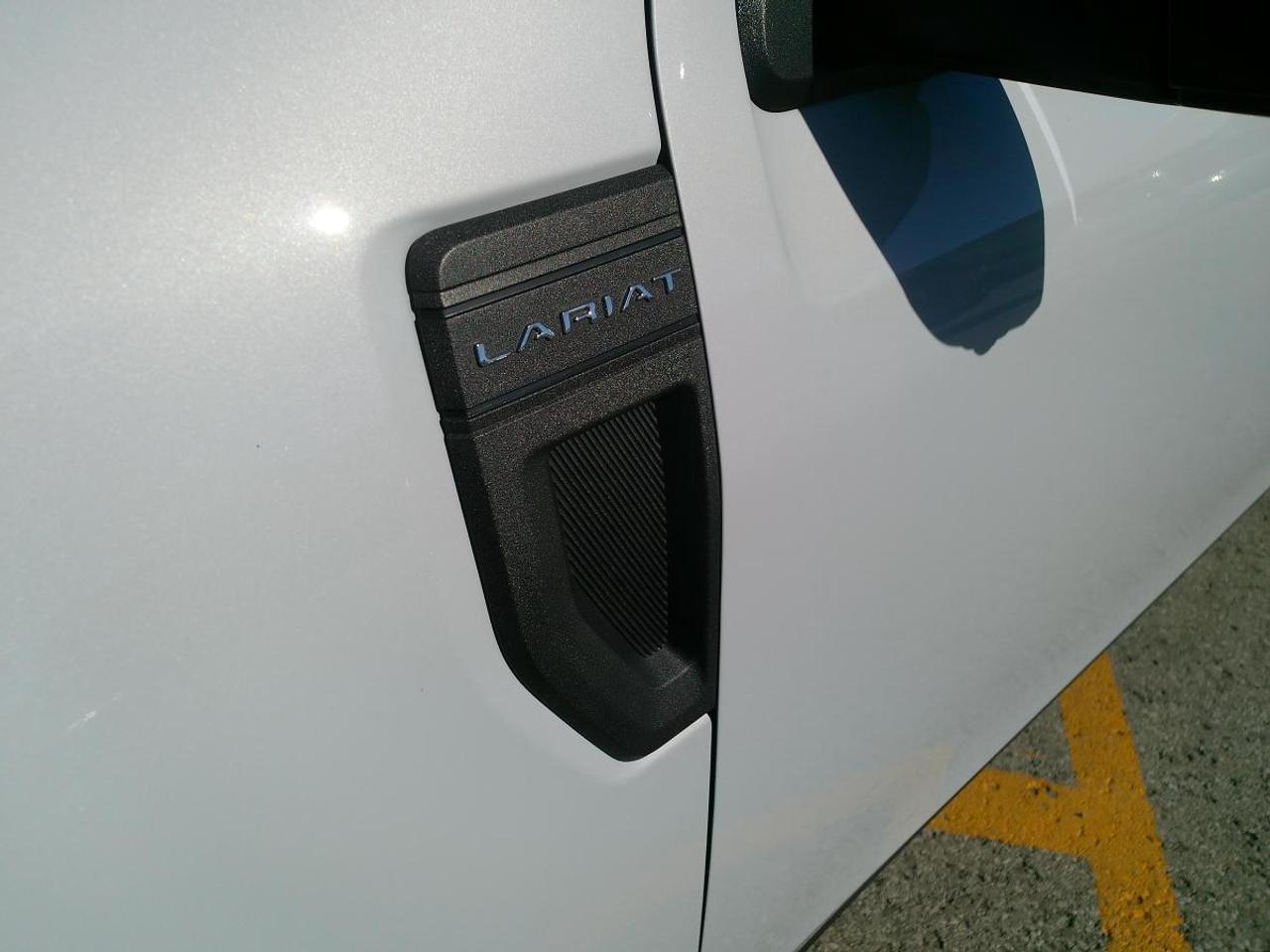 2025 Ford Maverick Lariat Photo
