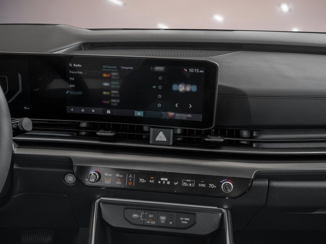 2027 Kia Carnival LX FWD Photo