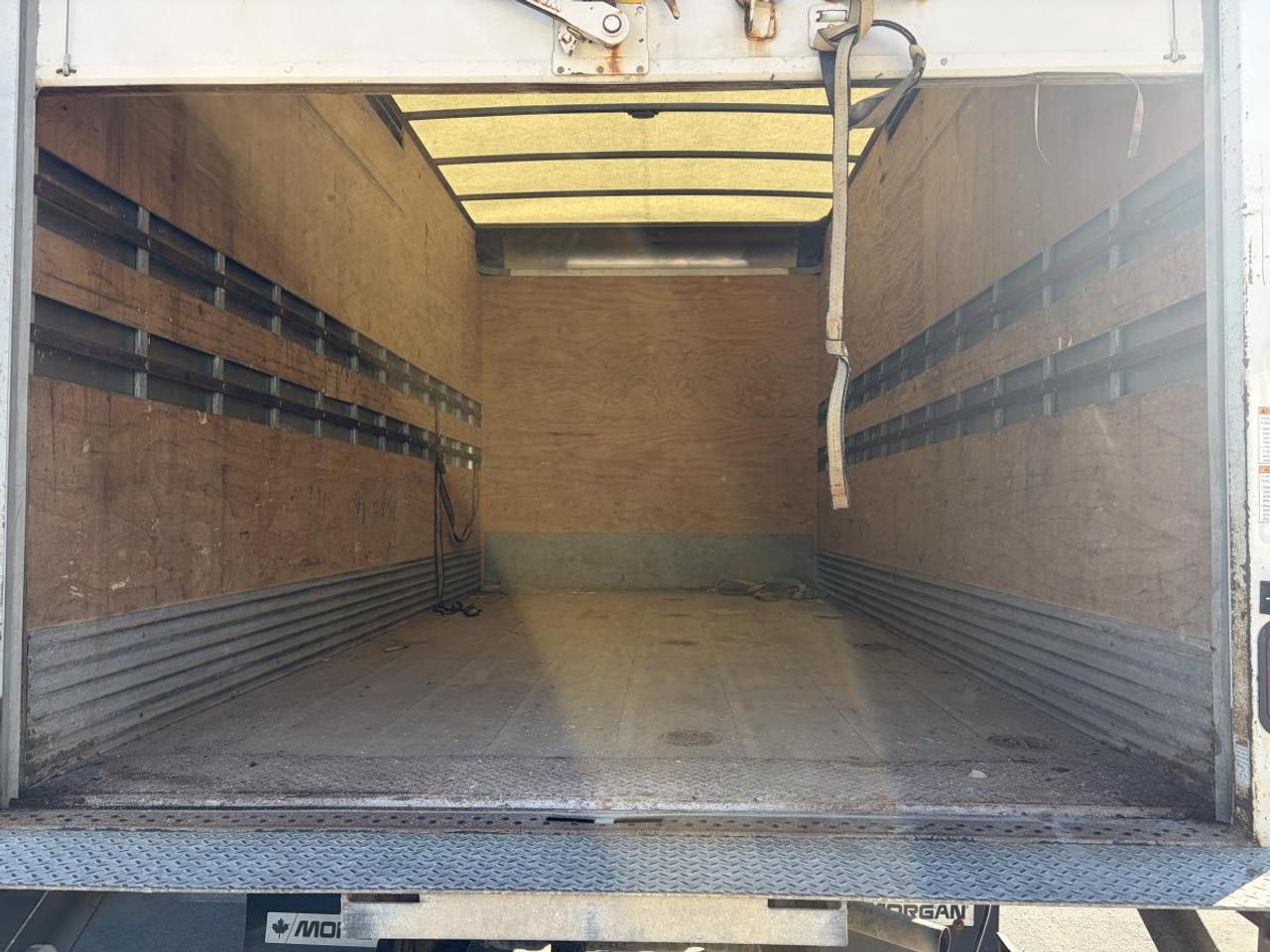 2020 Ford F-550 4X2 CHASSIS CAB DRW/ Photo