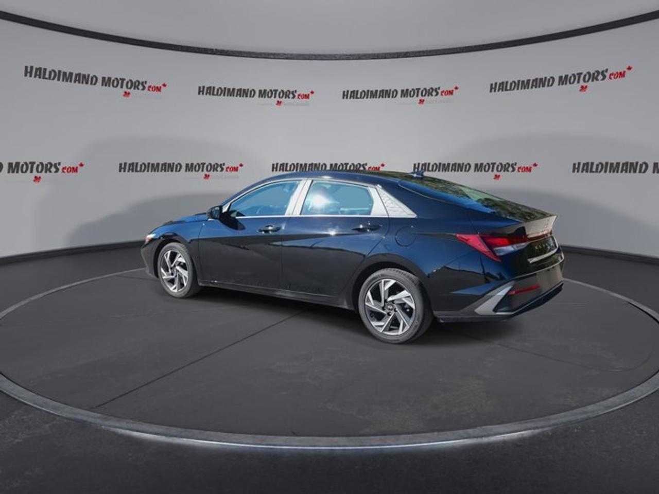 2026 Hyundai Elantra Preferred | No Accidents | Lather Seats | Heated Steering Photo