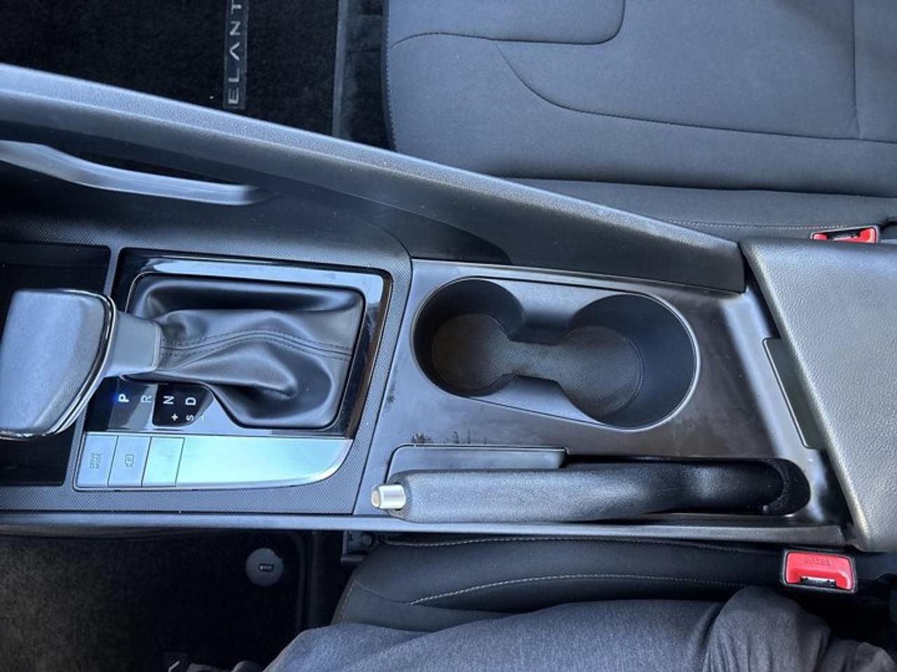 2026 Hyundai Elantra Preferred | No Accidents | Lather Seats | Heated Steering Photo