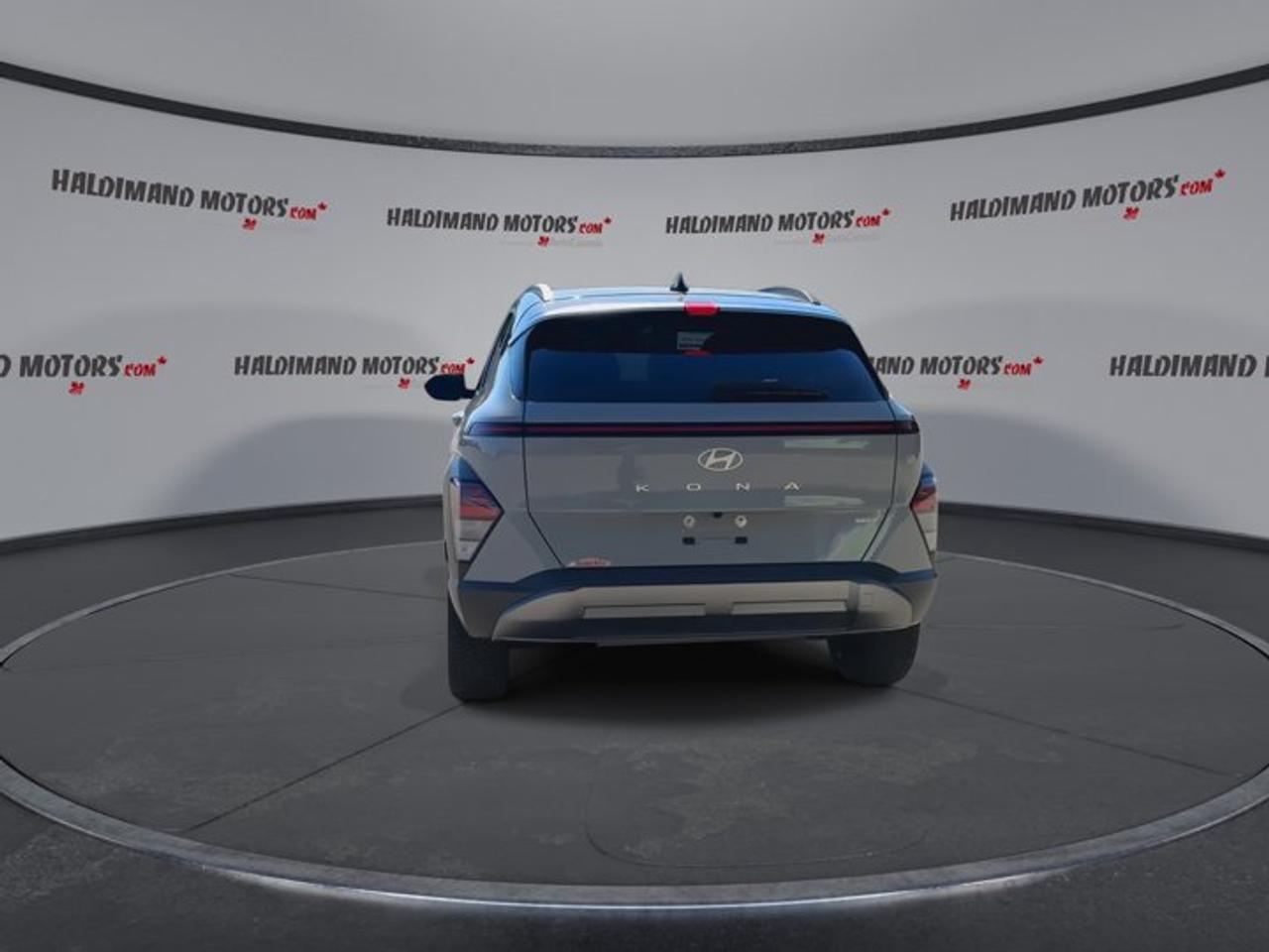 2025 Hyundai KONA Preferred AWD | No Accidents | Sunroof | Leather Seats Photo