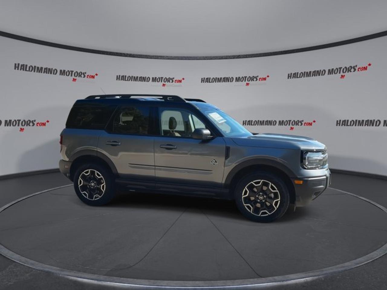 2025 Ford Bronco Sport Outer Banks 4x4 | No Accidents | Heated Steering Photo1