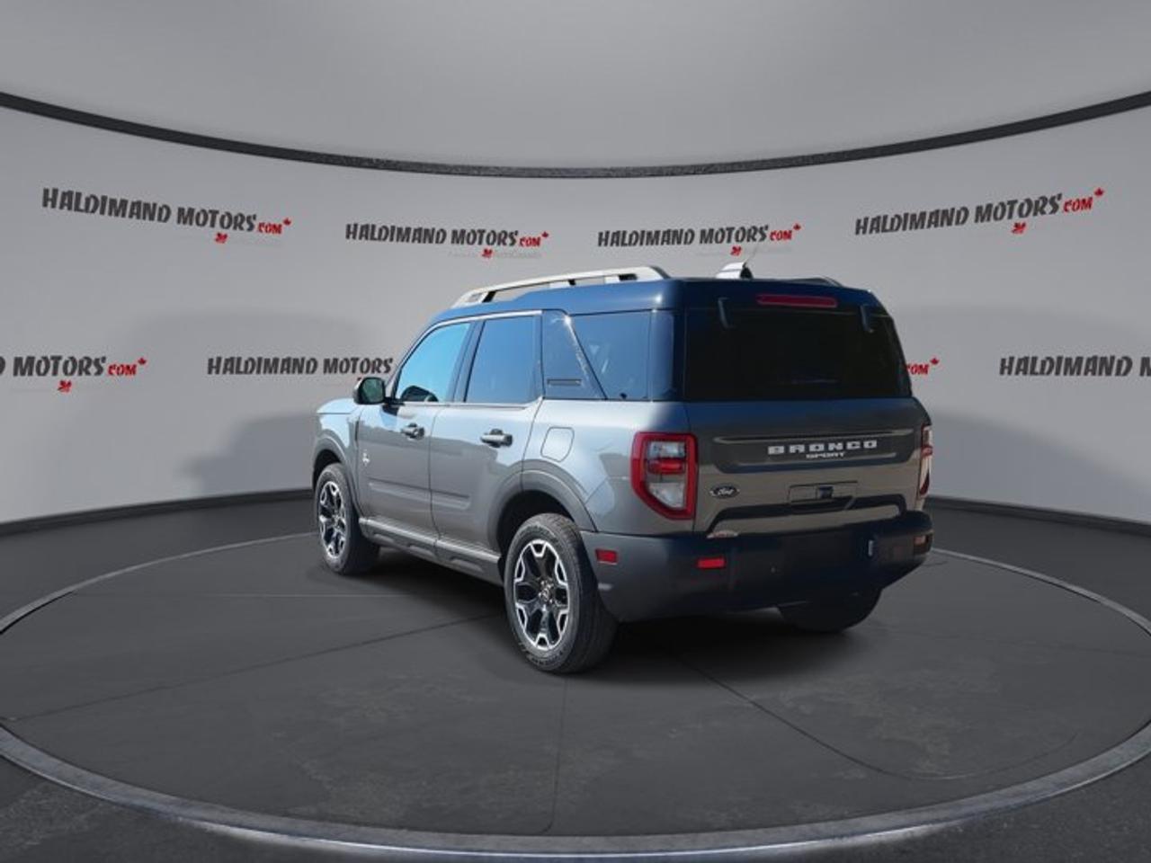 2025 Ford Bronco Sport Outer Banks 4x4 | No Accidents | Heated Steering Photo