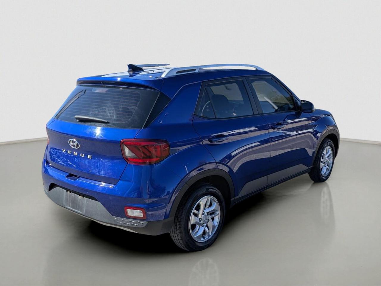 2021 Hyundai Venue PREFERRED Photo