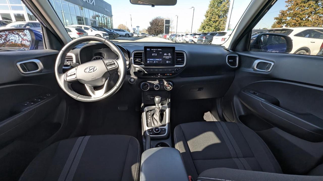 2021 Hyundai Venue PREFERRED Photo