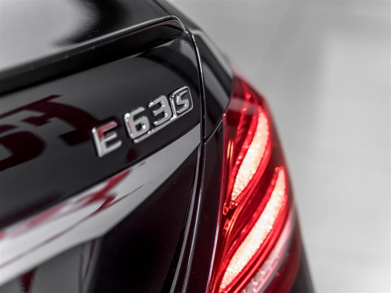 2018 Mercedes-Benz E-Class AMG 53 4MATIC Cabriolet AMG E 63 S|Night Package|Burmester High End Photo