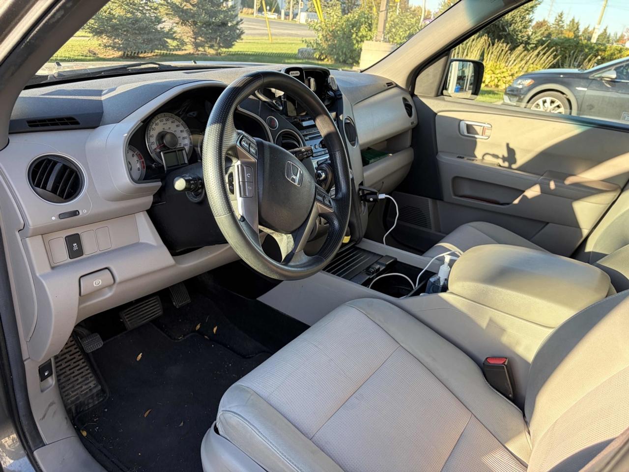 2012 Honda Pilot EX 4WD - NO ACCIDENTS - CLEAN!! Photo